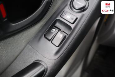 2019 - hyundai grand starex