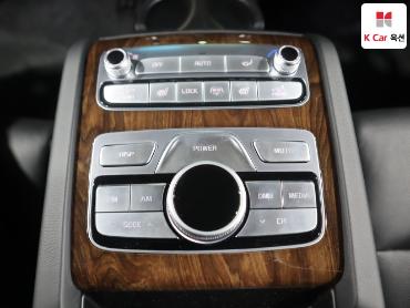 2021 - kia k9