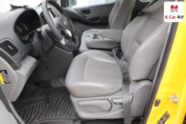 2019 - hyundai grand starex