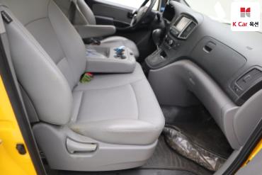 2019 - hyundai grand starex