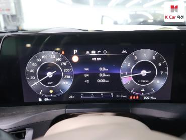 2022 - kia k8
