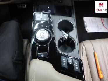 2022 - kia k8