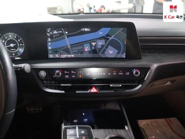 2022 - kia k8