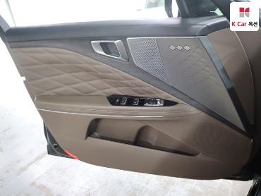 2022 - kia k8