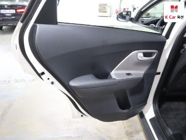 2020 - kia niro