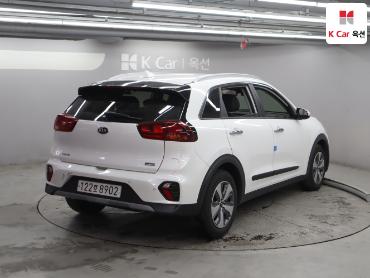 2020 - kia niro