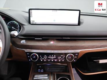 2024 - genesis g80