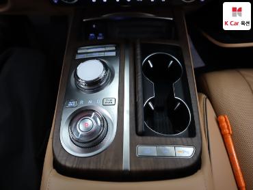 2024 - genesis g80