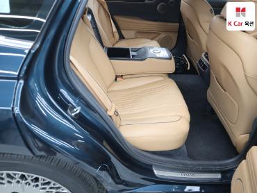2022 - genesis g80