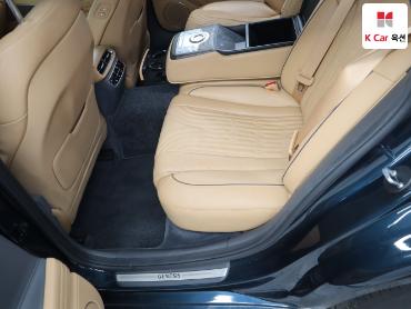2022 - genesis g80
