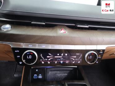 2022 - genesis g80