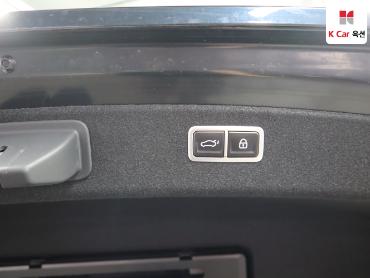 2022 - genesis g80