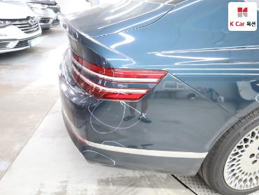 2022 - genesis g80