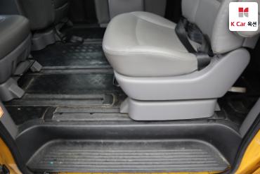 2019 - hyundai grand starex