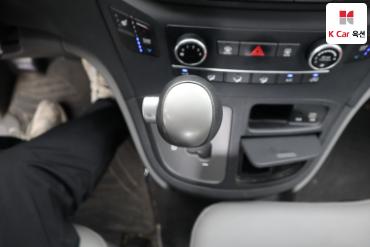 2019 - hyundai grand starex