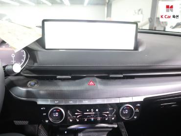 2022 - genesis g80