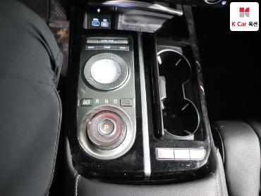 2022 - genesis g80