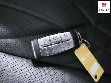2022 - genesis g80