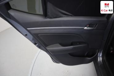 2016 - hyundai avante