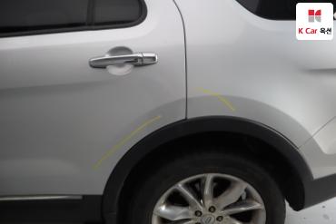 2013 - ford explorer