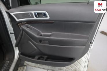 2013 - ford explorer
