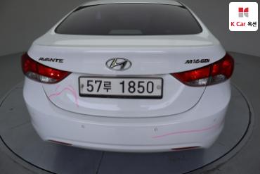 2012 - hyundai avante