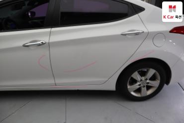 2012 - hyundai avante