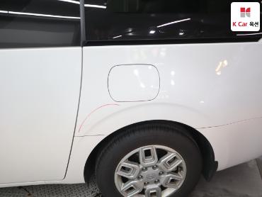 2023 - hyundai staria