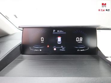 2023 - hyundai staria