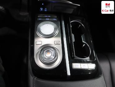 2021 - genesis g80