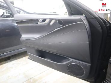 2021 - genesis g80