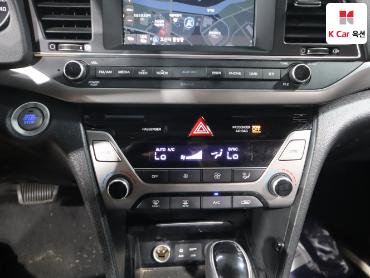 2017 - hyundai avante