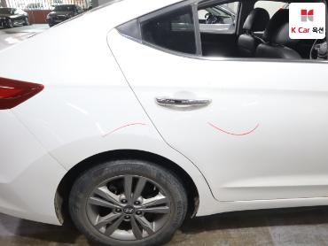 2017 - hyundai avante