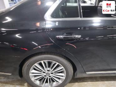 2016 - genesis eq900
