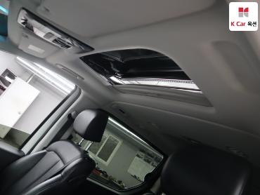 2023 - hyundai staria
