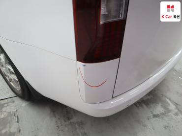 2023 - hyundai staria