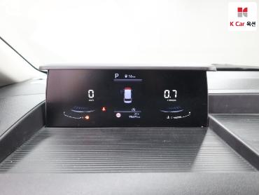 2023 - hyundai staria