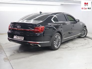 2022 - kia k9