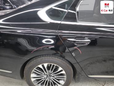 2022 - kia k9