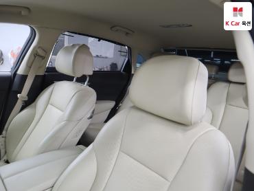 2022 - kia k9