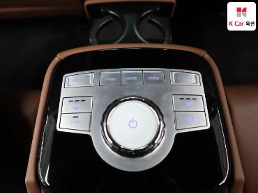 2023 - genesis g80