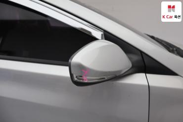 2011 - hyundai avante
