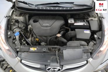 2011 - hyundai avante