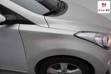 2011 - hyundai avante