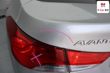 2011 - hyundai avante