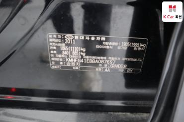2011 - hyundai grandeur