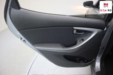 2013 - hyundai avante