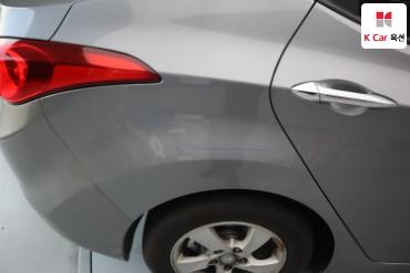 2013 - hyundai avante