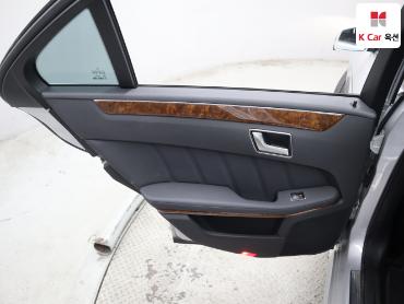 2012 - mercedes-benz e300