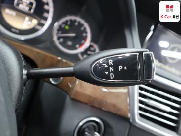 2012 - mercedes-benz e300